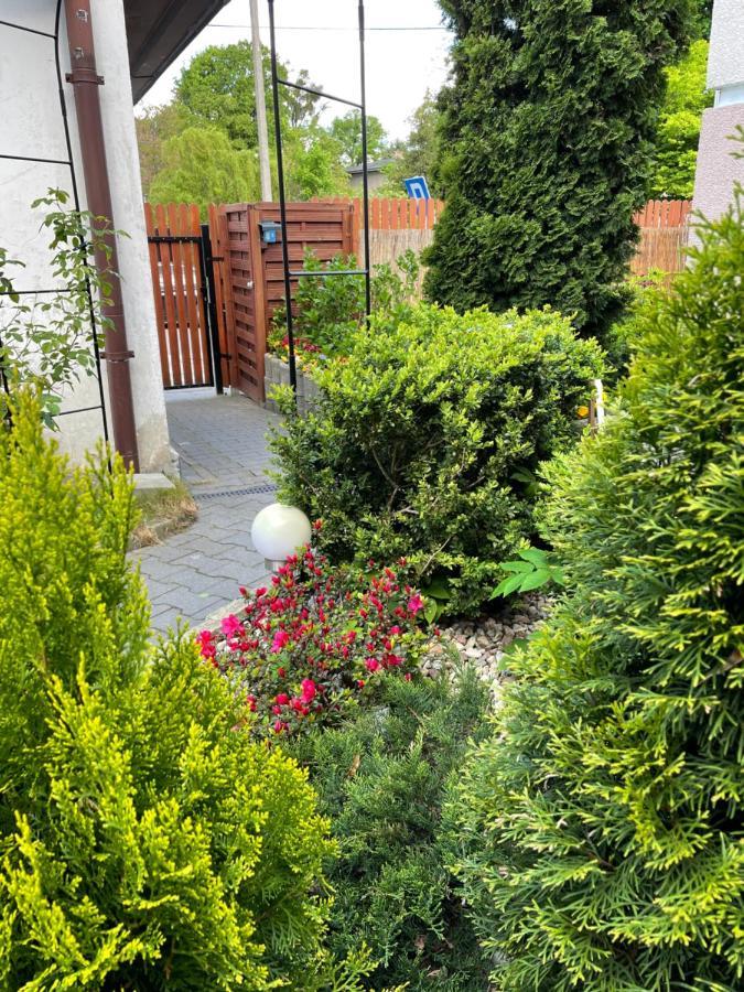 Apartament1 Tri-City Oliwa Ogrod, Prywatne Wejscie Gdansk Bagian luar foto